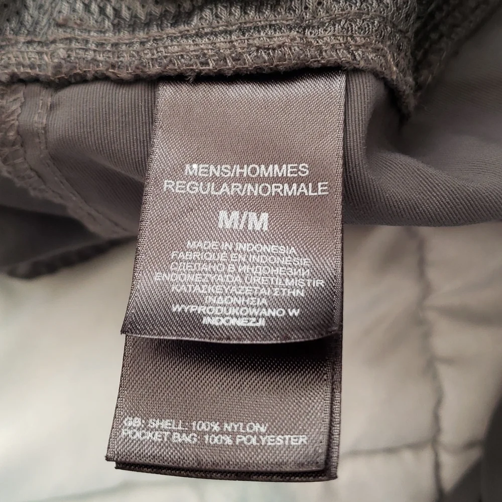 The North Face Shorts Size M